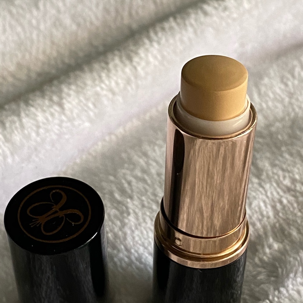 Anastasia Beverly Hills Contour & Highlight BANANA - Picture 6 of 6